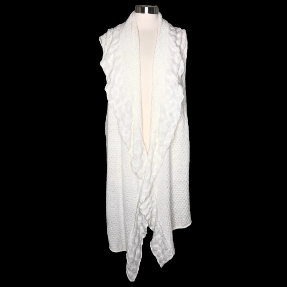 Motto XL waterfall sweater vest cream